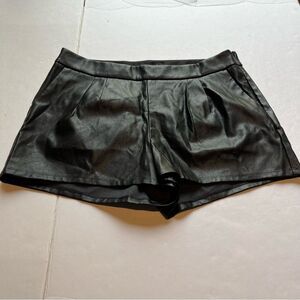 Express Women's Shortie Shorts Black Faux Leather Size 12